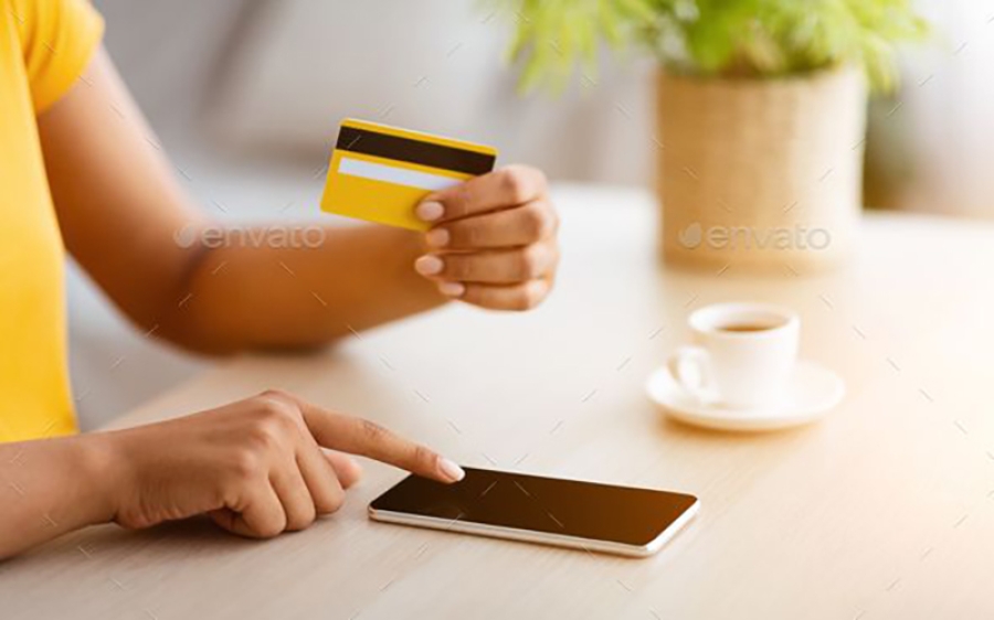 How I Turned Coffee Chats into Clients Using a Digital Business Card